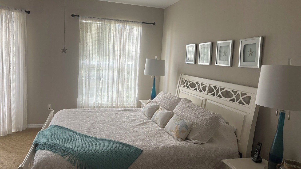 Photo of Bedroom in Iona