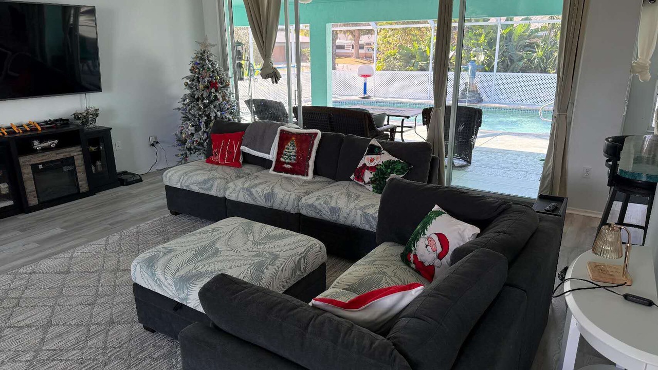 Photo of Livingroom in Venice Gardens