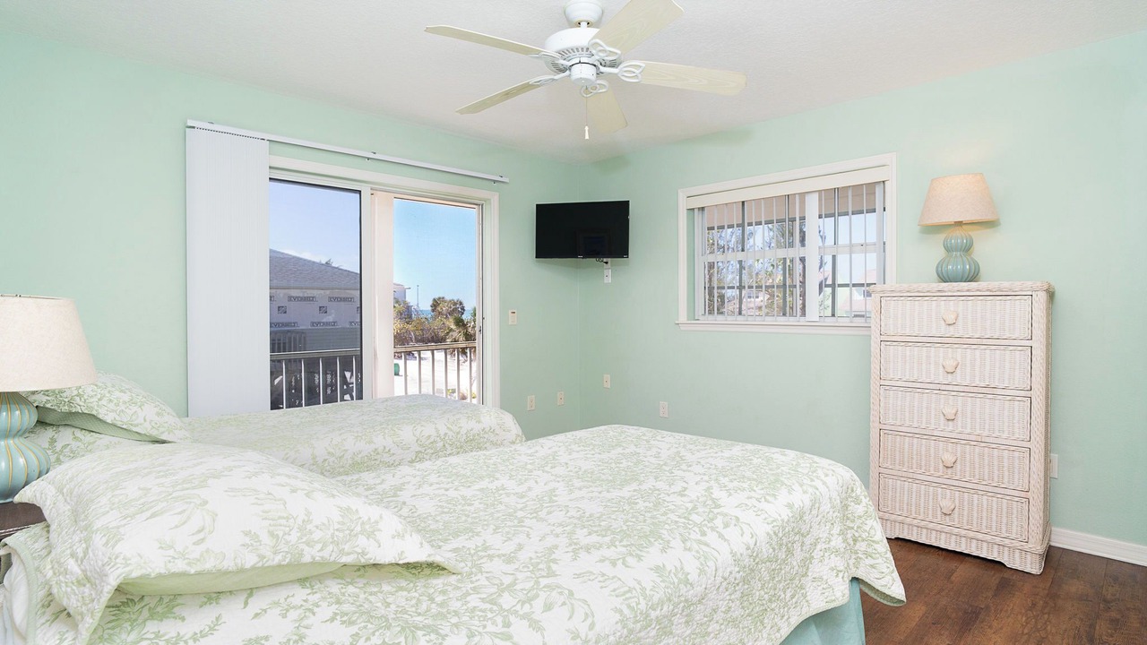 Photo of Bedroom in Cape Haze