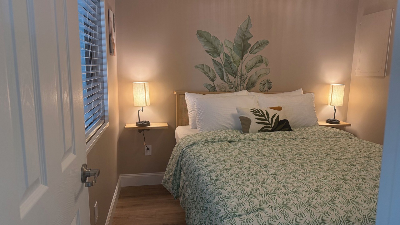 Photo of Bedroom in San Carlos Park