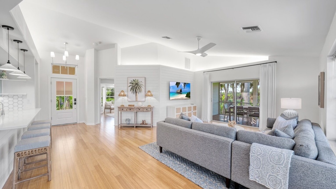 Photo of Livingroom in Sanibel