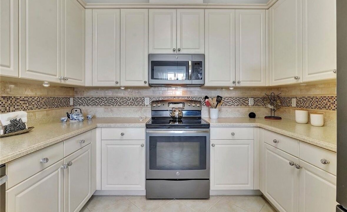 Photo of Kitchen in River Hall