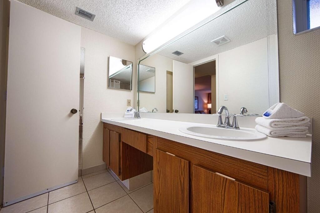 Photo of Bathroom in Moorings