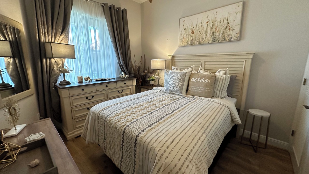 Photo of Bedroom in East Naples