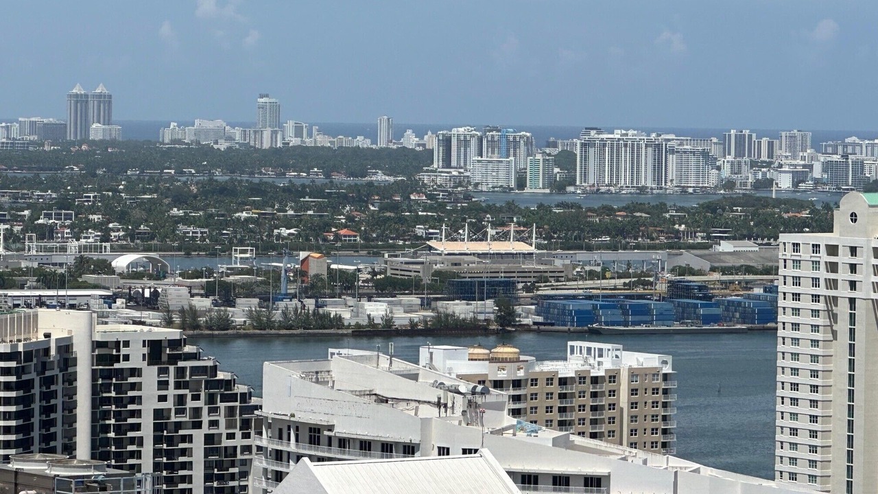 Photo of Others in Brickell
