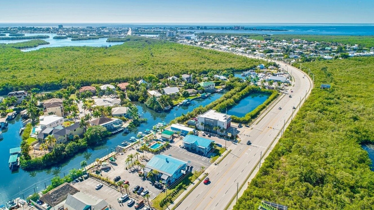 Photo of Outdoor in Palm Isles