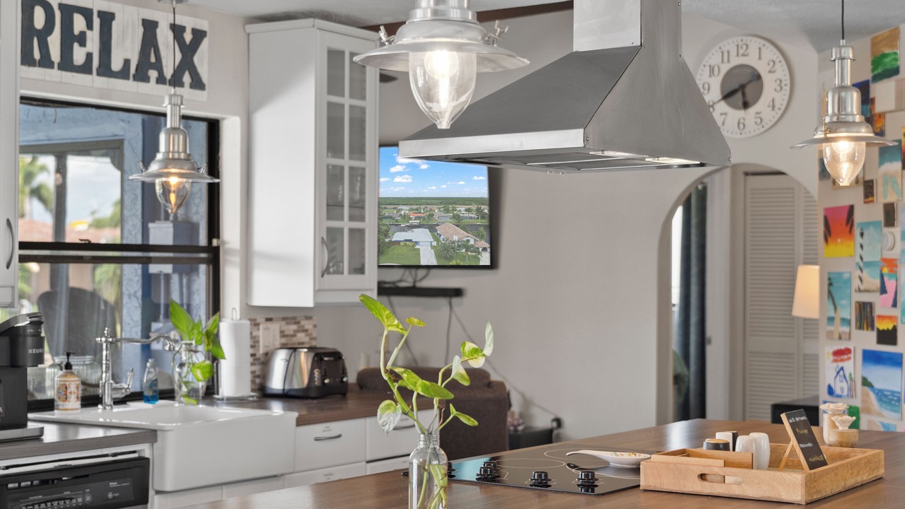 Photo of Kitchen in Caloosahatchee