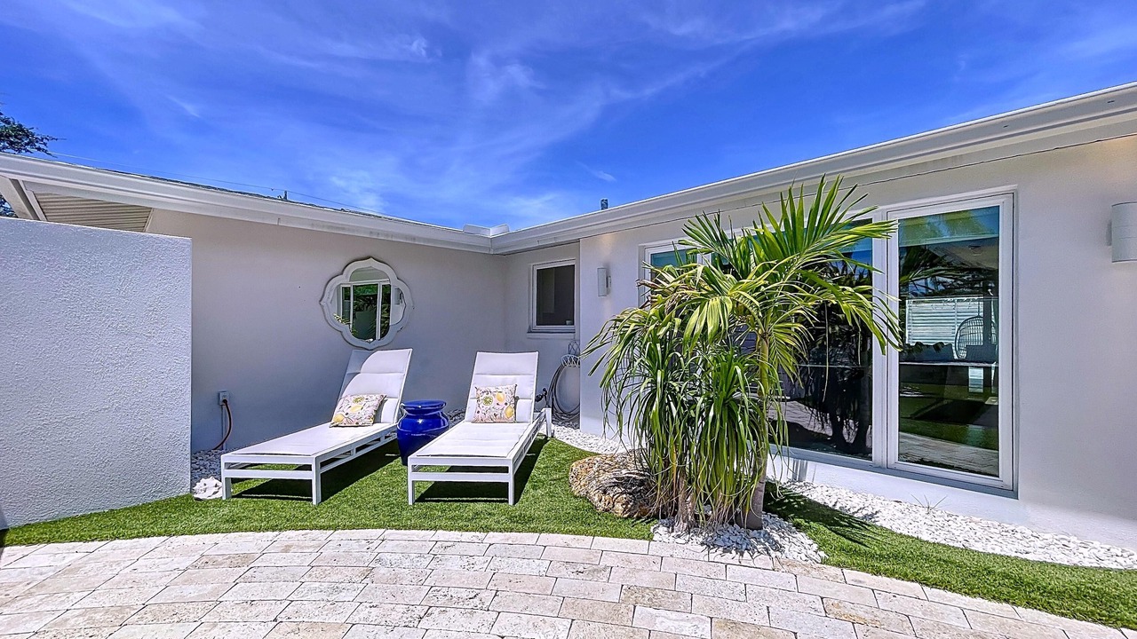 Photo of Patio Balcony in Siesta Key Village