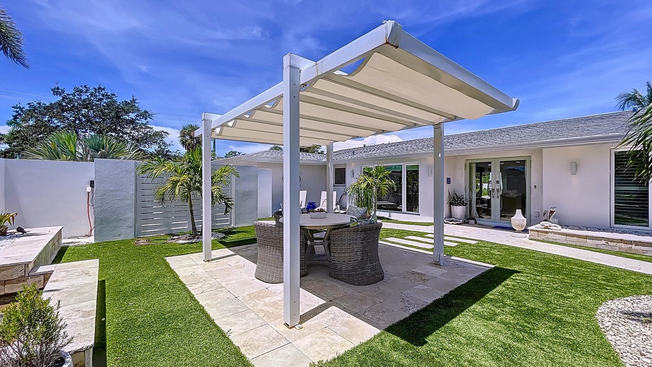 Photo of Outdoor in Siesta Key Village