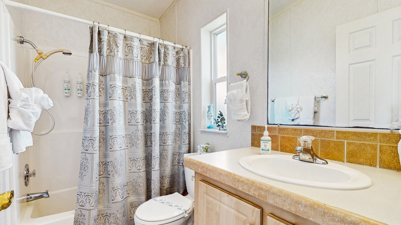 Photo of Bathroom in Charlotte Park