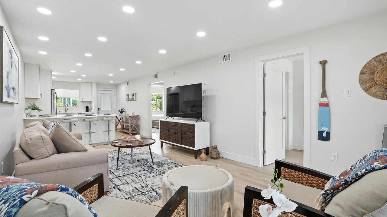 Photo of Livingroom in Royal Harbor