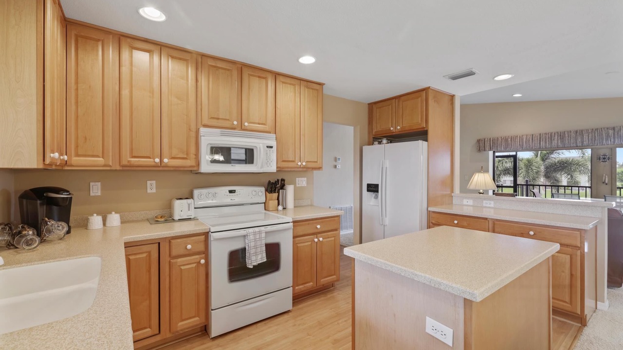 Photo of Kitchen in Caloosahatchee