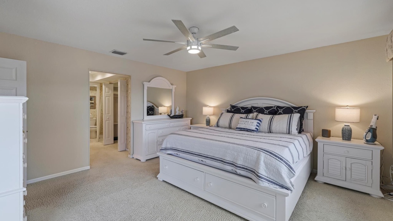 Photo of Bedroom in Caloosahatchee