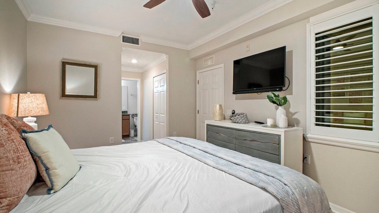 Photo of Bedroom in Naples