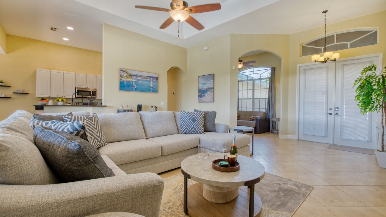 Photo of Livingroom in Trafalgar