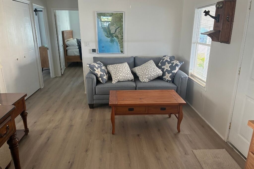 Photo of Livingroom in Charlotte Park