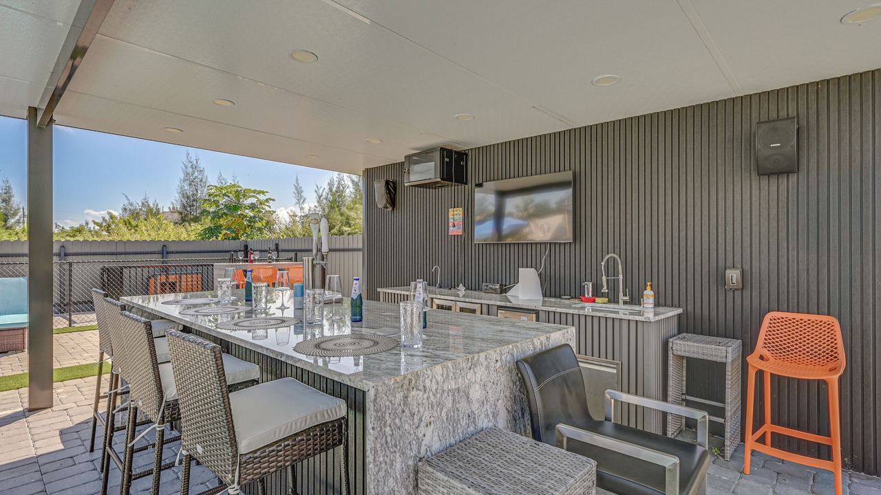 Photo of Outdoor in Mariner