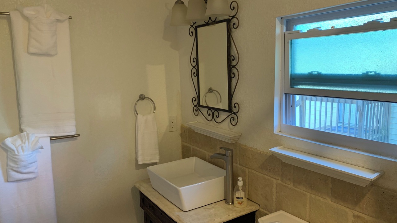 Photo of Bathroom in Bradenton Beach