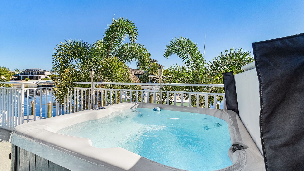 Photo of Outdoor in Pelican
