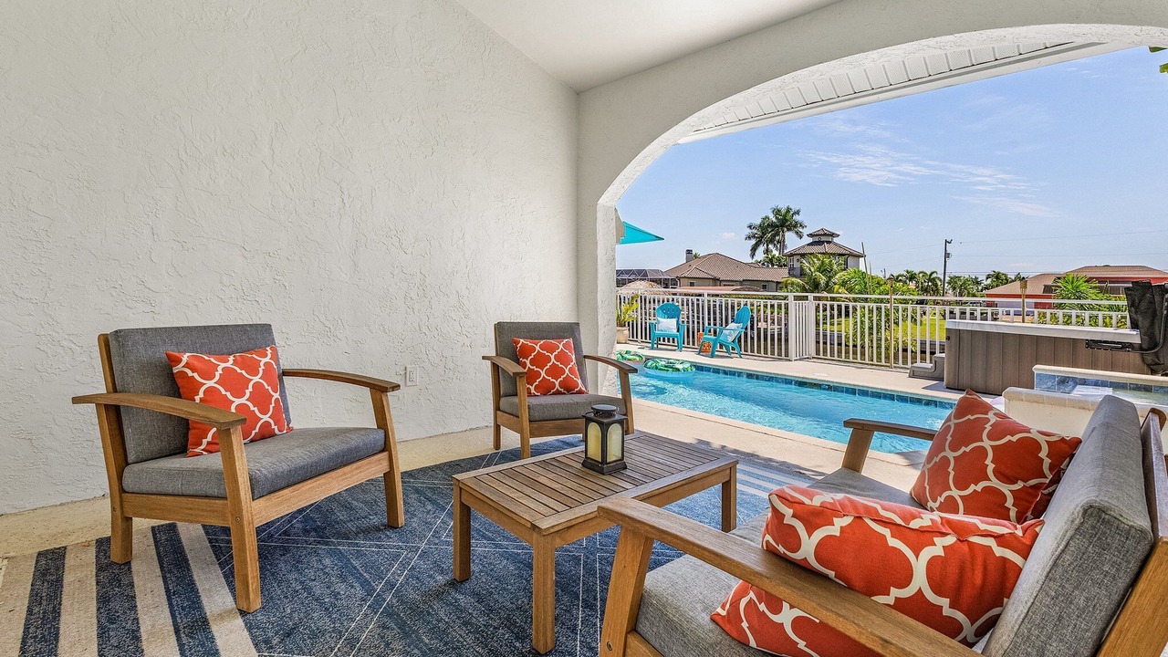 Photo of Outdoor in Pelican