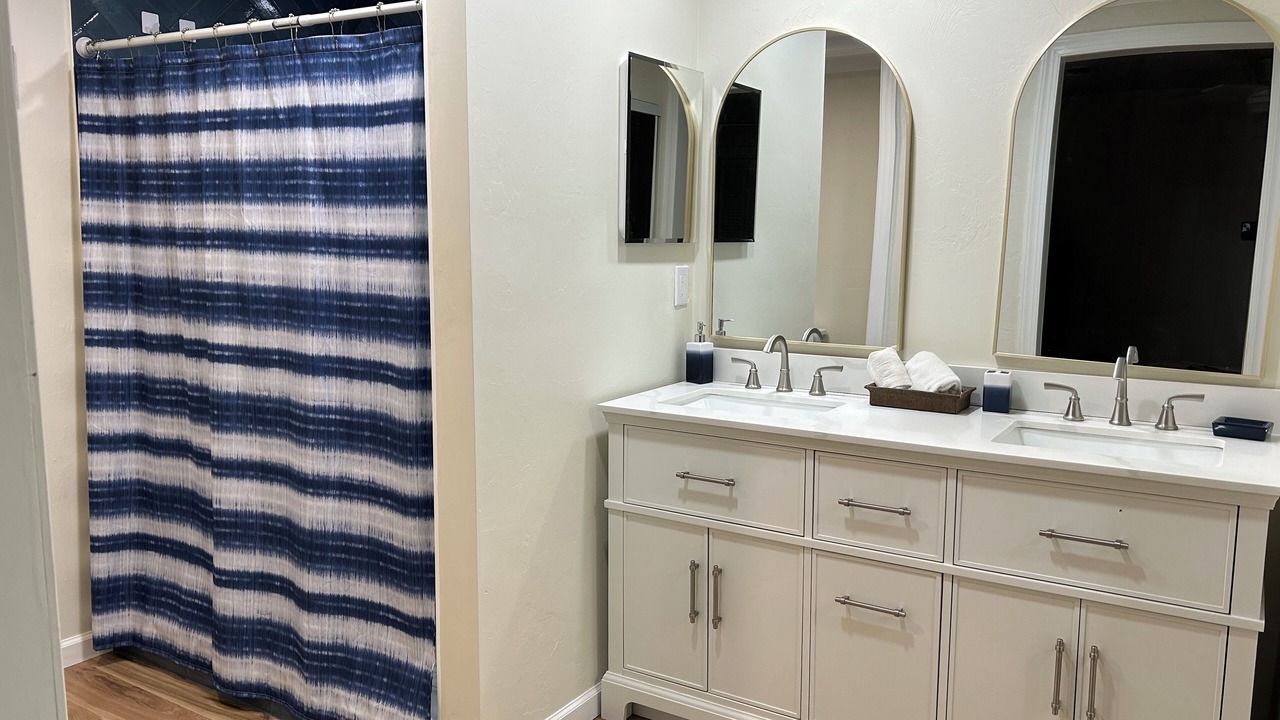 Photo of Bathroom in Alva