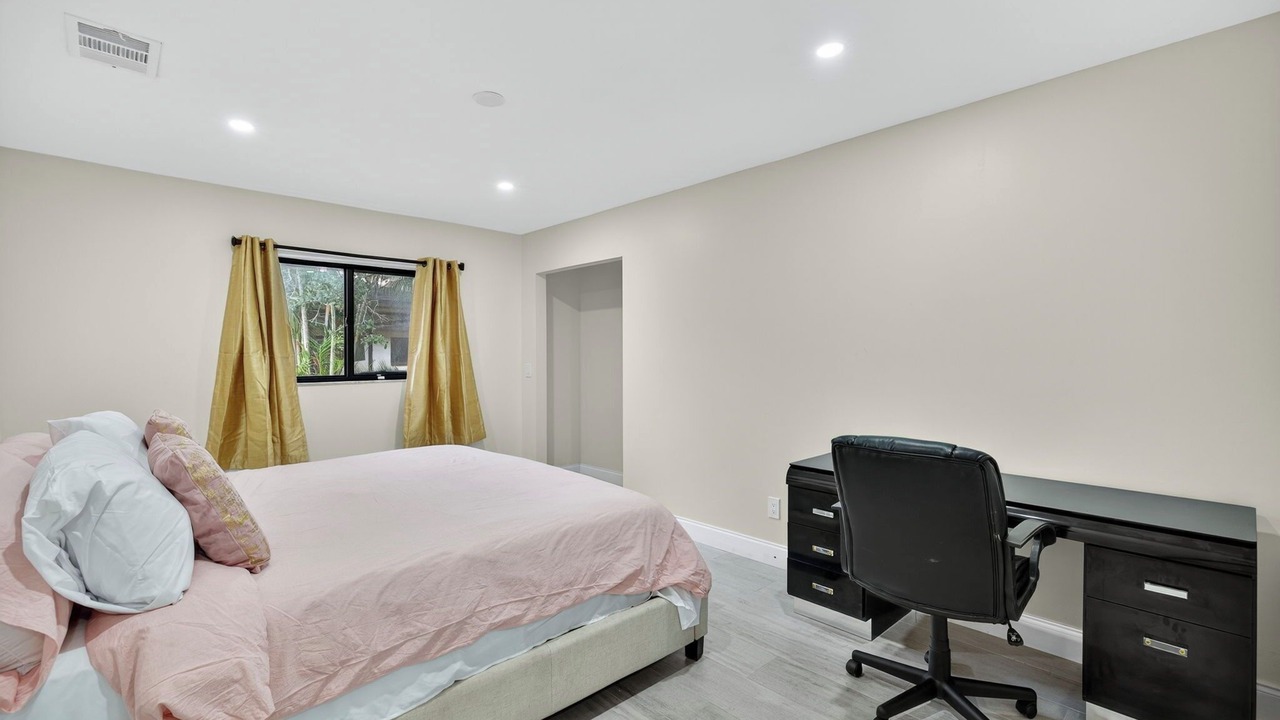 Photo of Bedroom in Fort Myers