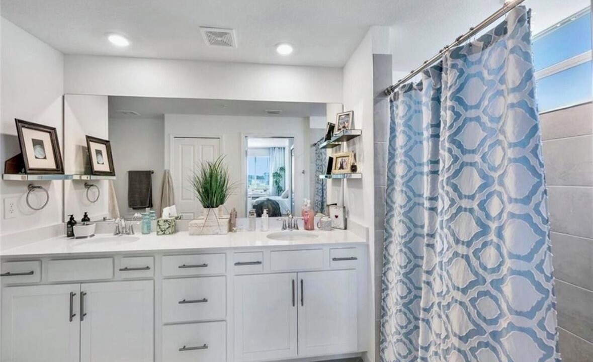 Photo of Bathroom in Punta Gorda
