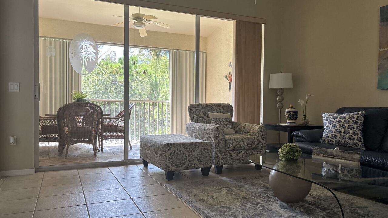 Photo of Livingroom in Fort Myers