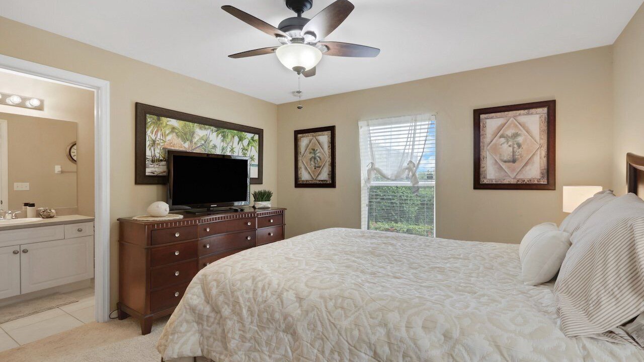 Photo of Bedroom in Diplomat