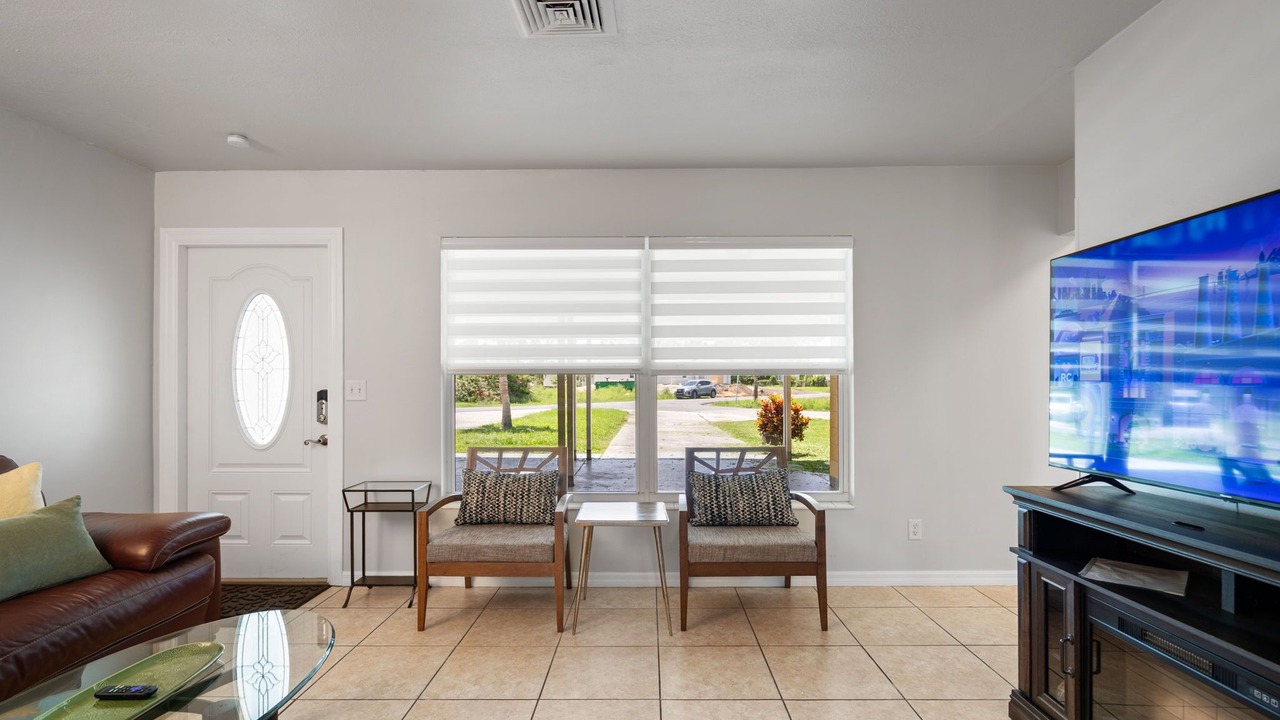 Photo of Livingroom in Warm Mineral Springs