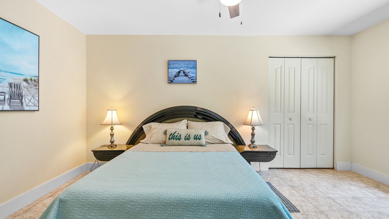 Photo of Bedroom in Warm Mineral Springs