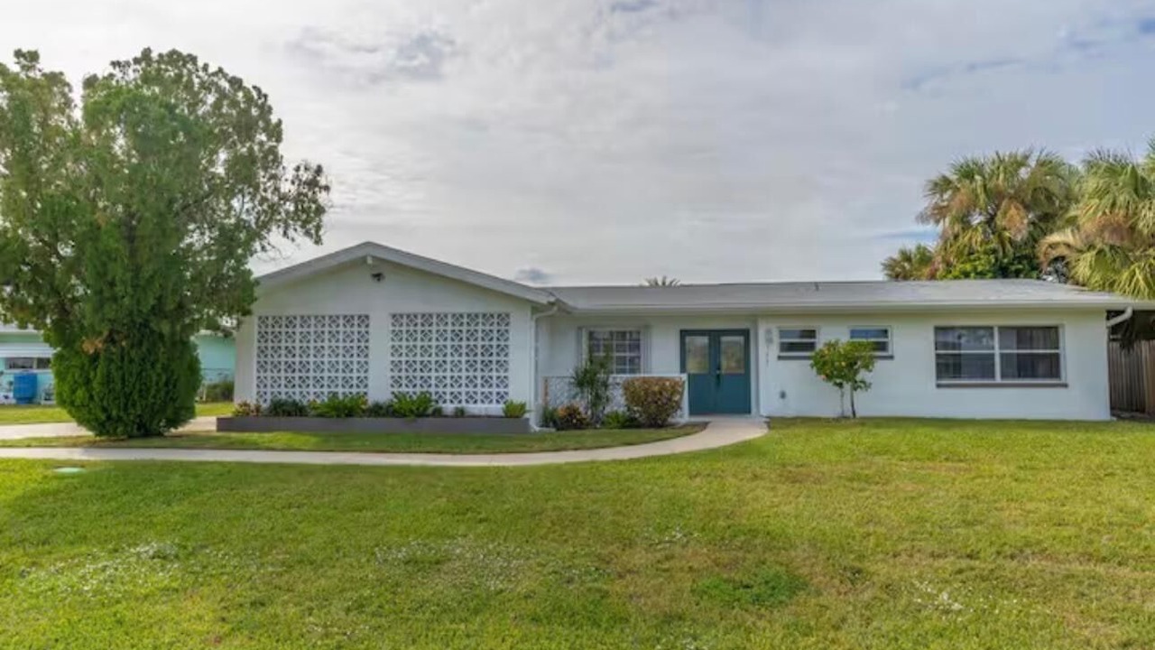 Photo of Outdoor in Lochmoor Waterway Estates