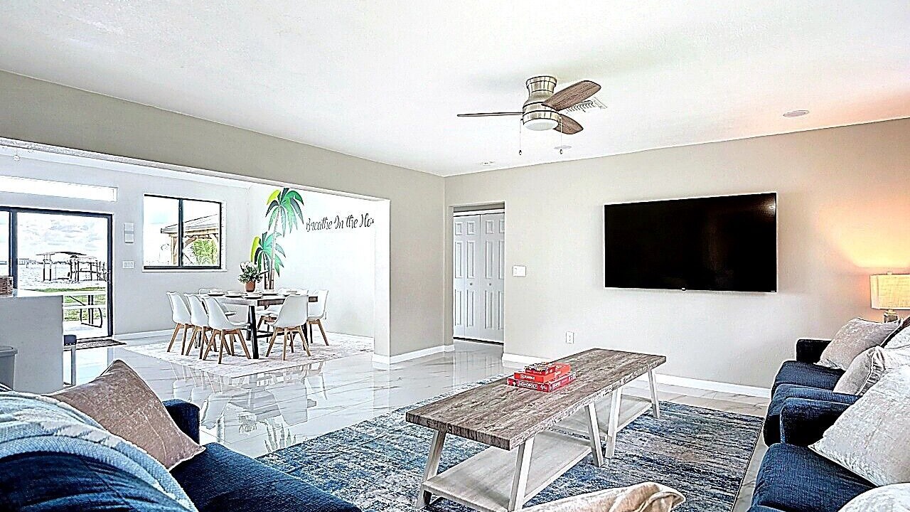 Photo of Livingroom in Charlotte Harbor