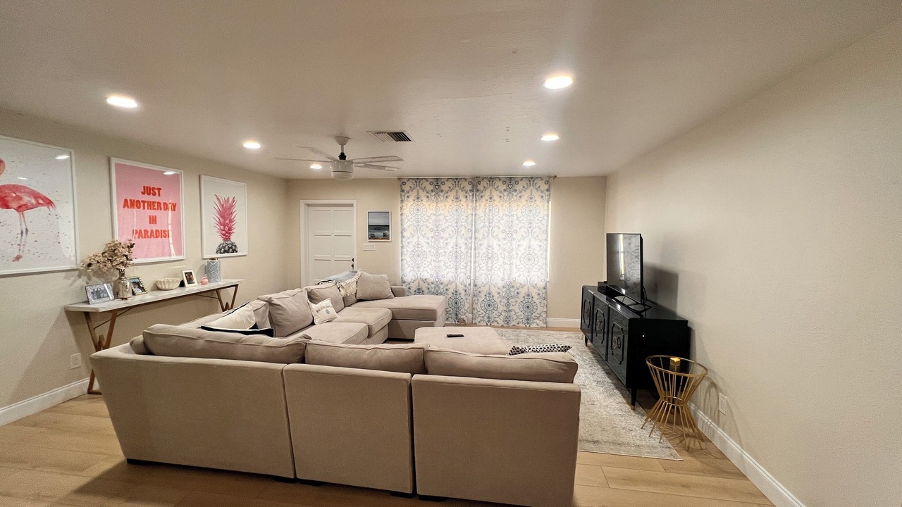 Photo of Livingroom in Venice Groves