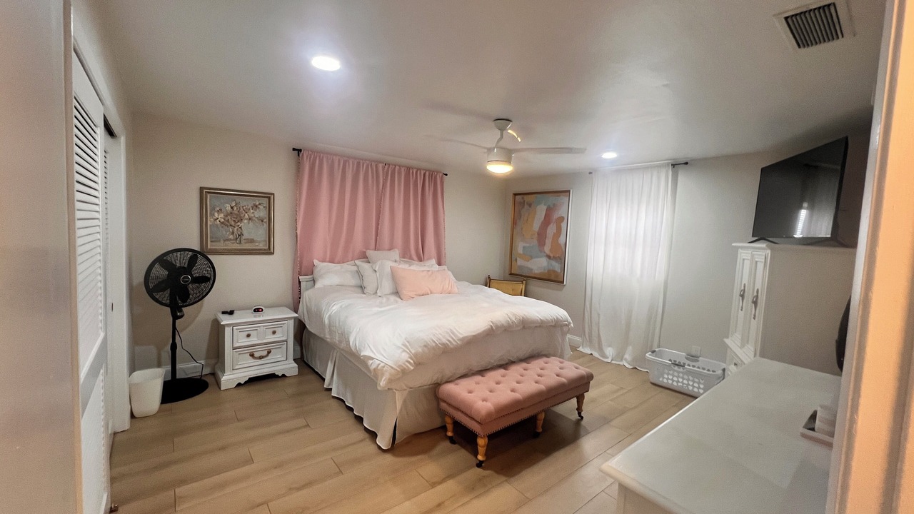 Photo of Bedroom in Venice Groves