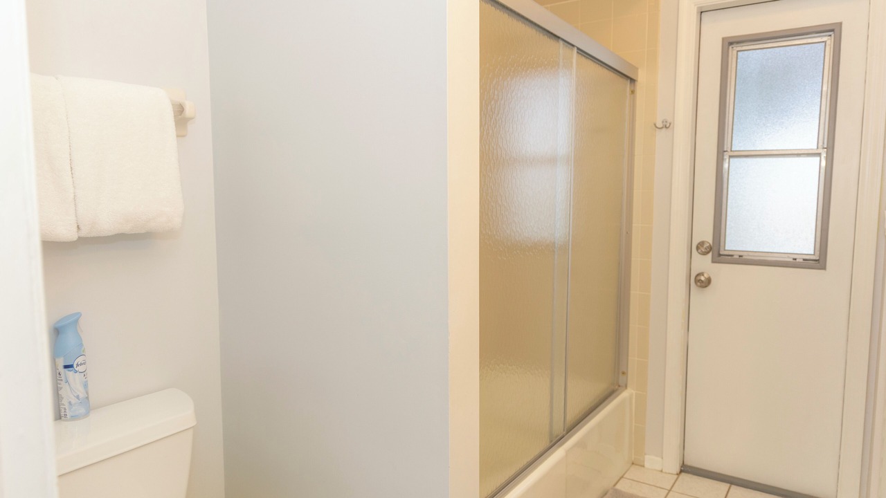 Photo of Bathroom in Englewood South