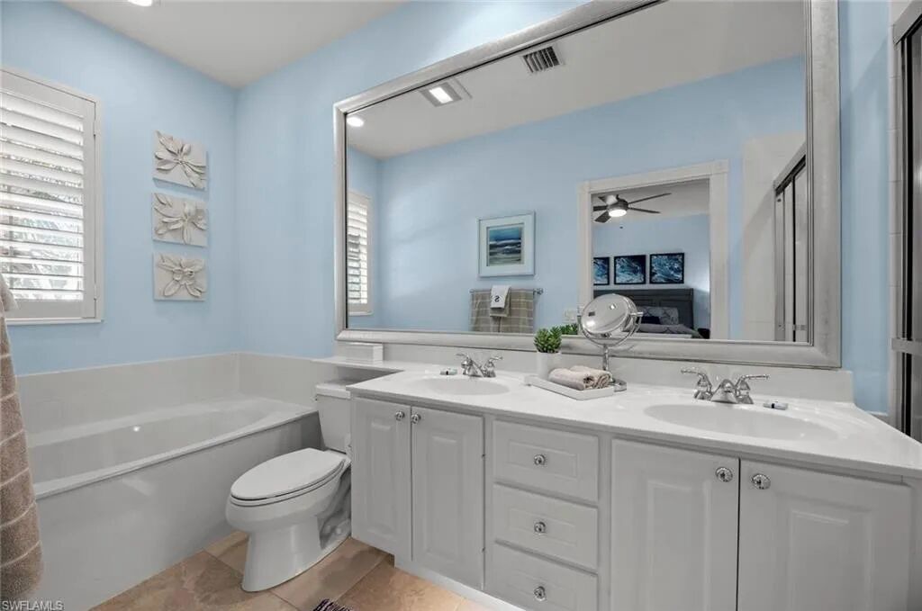 Photo of Bathroom in Village Walk of Bonita Springs