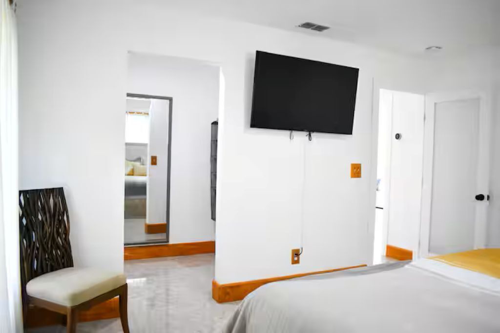 Photo of Bedroom in Bonita Shores