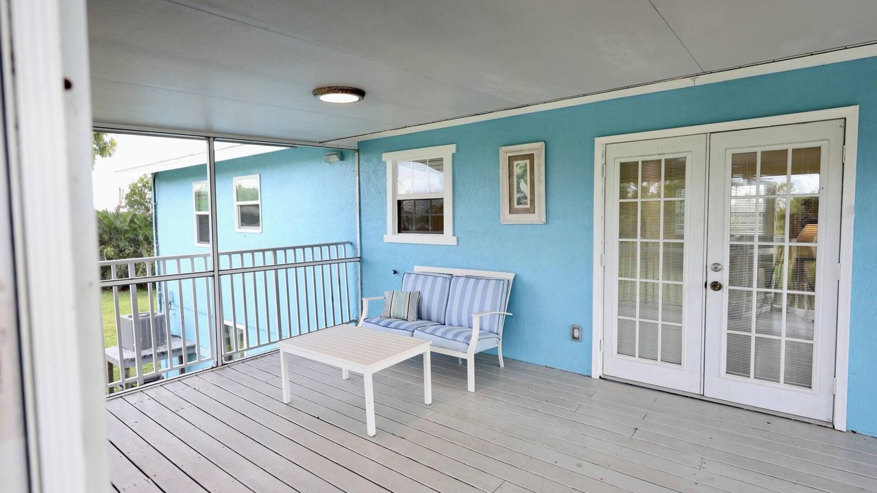 Photo of Patio Balcony in Saint James City