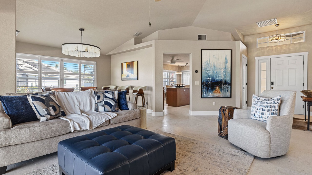 Photo of Livingroom in Burnt Store Marina