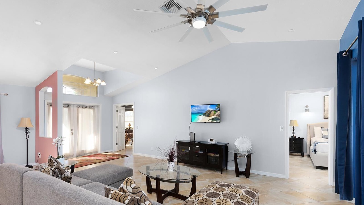 Photo of Livingroom in Pelican