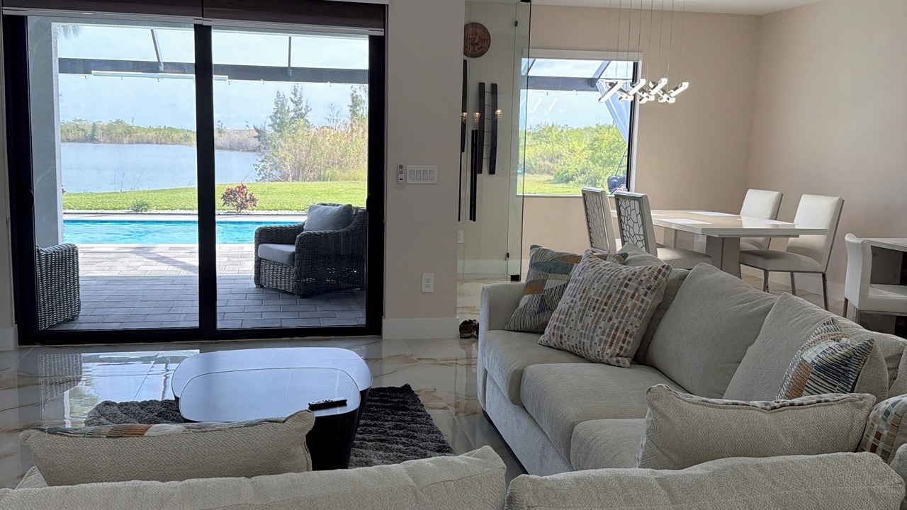Photo of Livingroom in Mariner