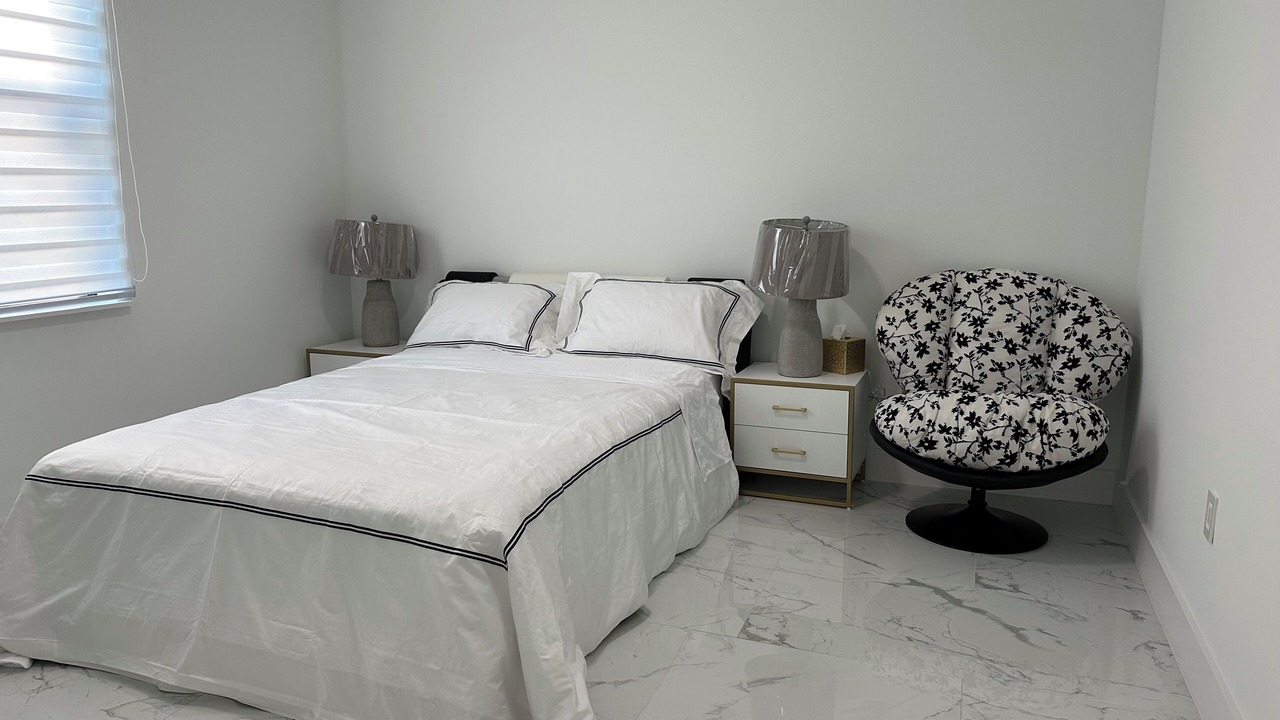 Photo of Bedroom in Harris