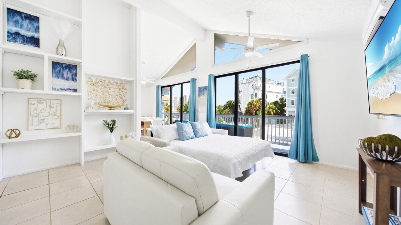 Photo of Bedroom in Siesta Key Village