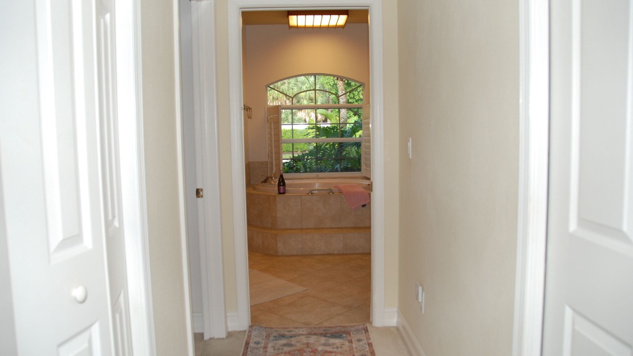Photo of Bathroom in Naples