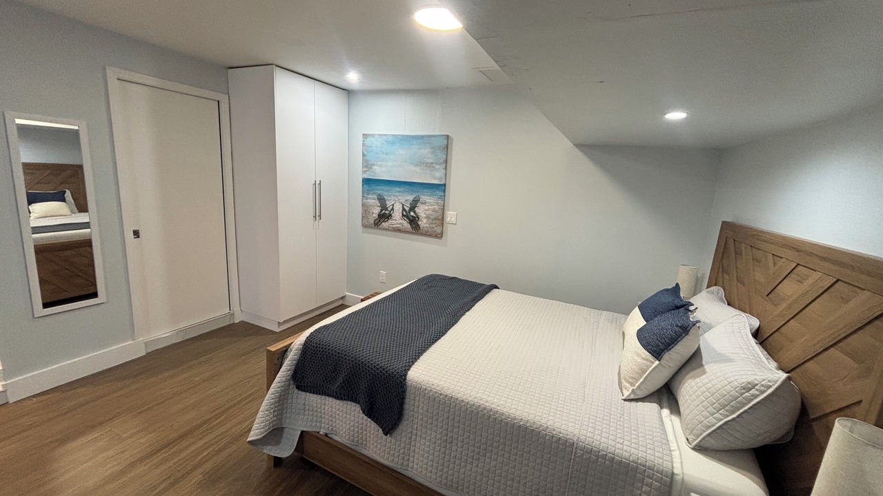 Photo of Bedroom in San Carlos Park