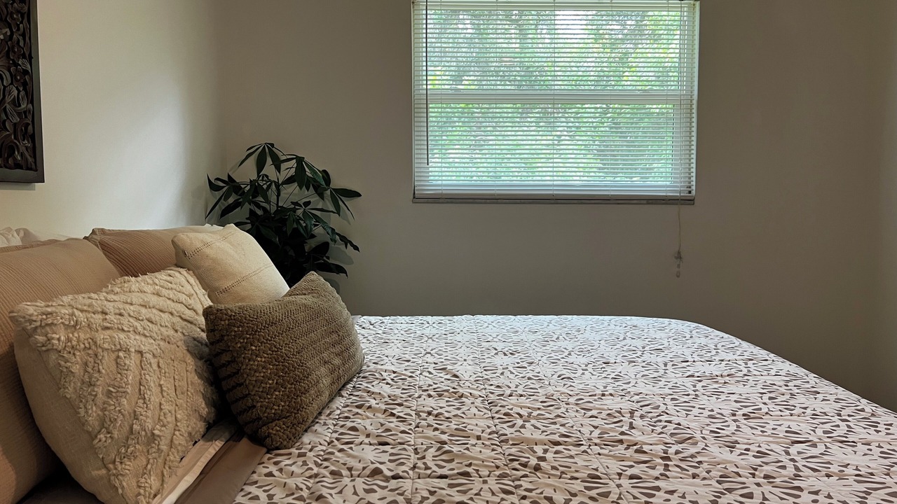 Photo of Bedroom in San Carlos Park