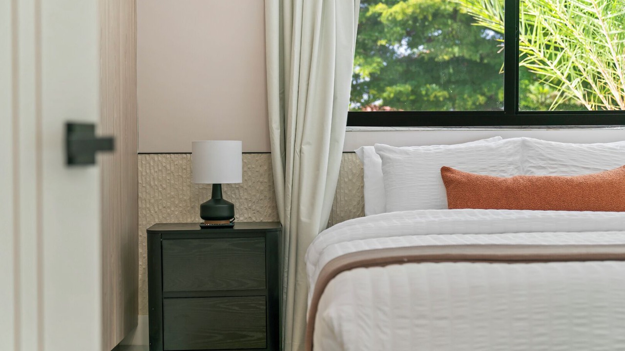 Photo of Bedroom in Ludlam