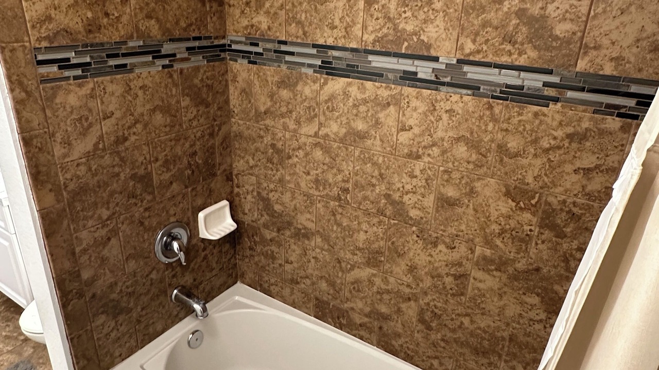 Photo of Bathroom in Jacarandas