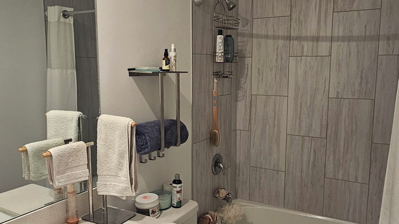 Photo of Bathroom in Biggar